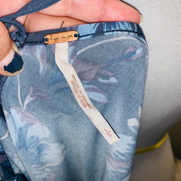 Super cute free people tank - Picture 3 of 3